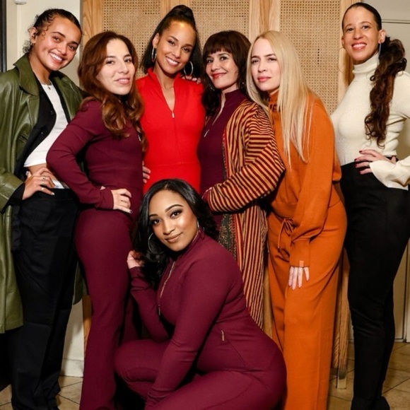ATHLETA x Alicia Keys Goddess Bodysuit Jumper Ribbed Flare in Burgundy Maroon XL - Picture 8 of 10